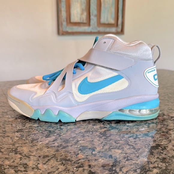 Nike Air Force max CB2 Hyperfuse Barkley 34 Athletic Sneakers EUC 10.5 - Picture 1 of 13